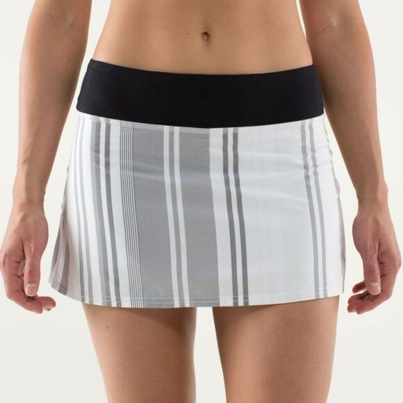 Lululemon Run: Pace Setter Skirt. Black,Grey, White. Size 8 Excellent Condition! - Picture 1 of 7